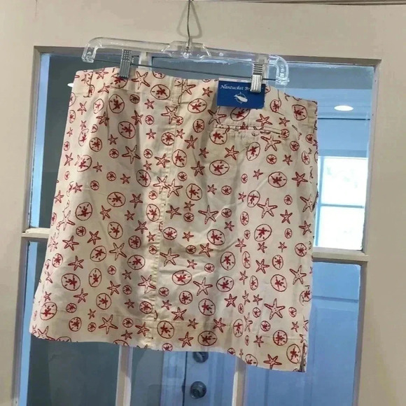 Nantucket Brand red/white nautical themed skirt with side pockets.  Size 12 - Picture 3 of 8